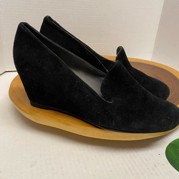 Stuart Weitzman Suede Wedge Loafer - Picture 5 of 13